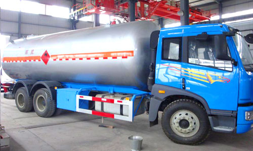 解放后雙橋液化氣體運(yùn)輸車(24.81立方)