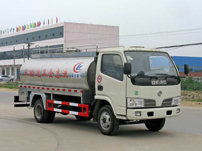 CLW5060GYS3液態(tài)食品運(yùn)輸車